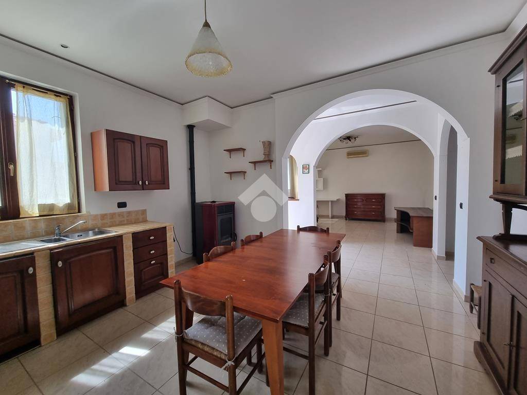 casa indipendente in vendita a Notaresco in zona Pianura Vomano