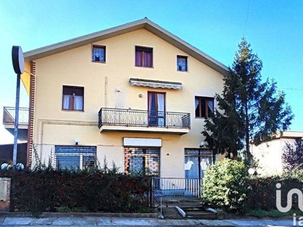appartamento in vendita a Notaresco in zona Grasciano
