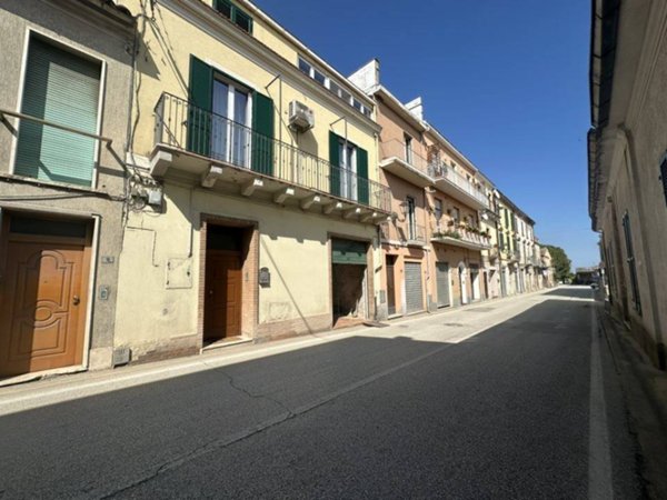 casa indipendente in vendita a Notaresco