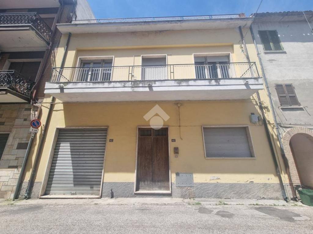 casa indipendente in vendita a Notaresco