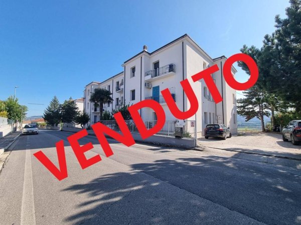 appartamento in vendita a Notaresco in zona Guardia Vomano