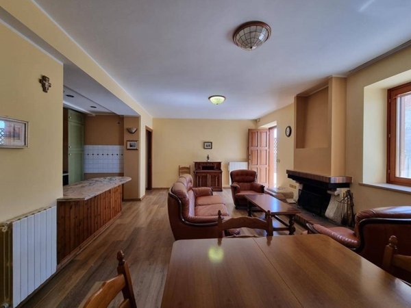 appartamento in vendita a Notaresco in zona Guardia Vomano