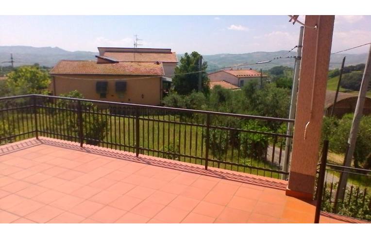 casa indipendente in vendita a Notaresco