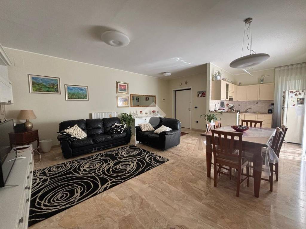 appartamento in vendita a Notaresco