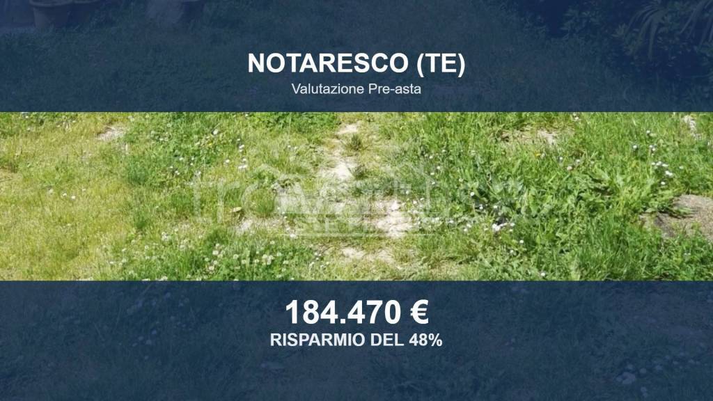 casa indipendente in vendita a Notaresco in zona Grasciano