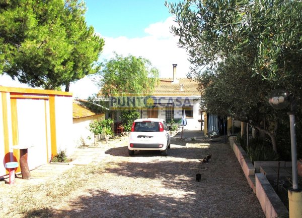casa indipendente in vendita a Notaresco in zona Capracchia