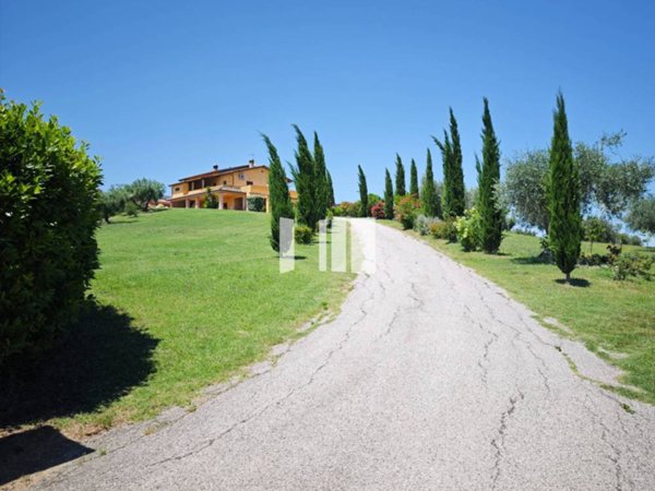 casa indipendente in vendita a Notaresco in zona Guardia Vomano