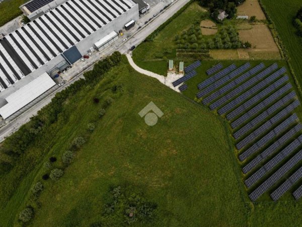 terreno edificabile in vendita a Notaresco in zona Grasciano