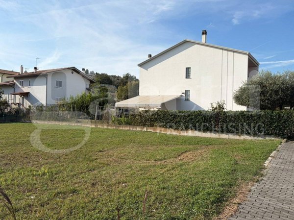 terreno in vendita a Notaresco in zona Guardia Vomano