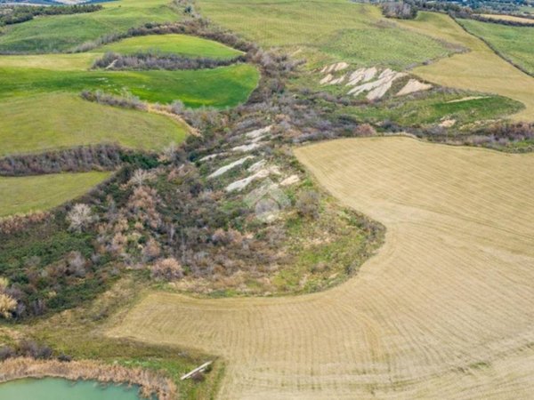 terreno in vendita a Notaresco in zona Guardia Vomano