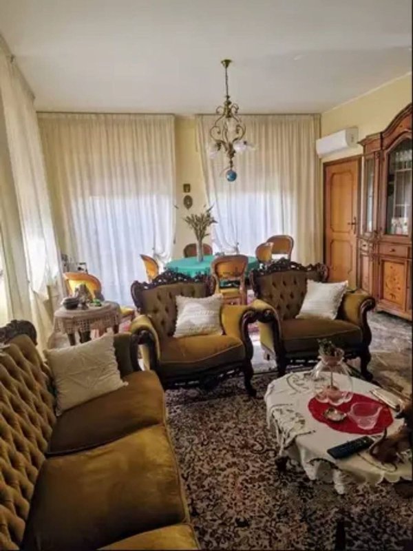 casa semindipendente in vendita a Penna Sant'Andrea in zona Val Vomano