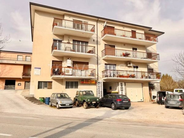 appartamento in vendita a Penna Sant'Andrea in zona Val Vomano