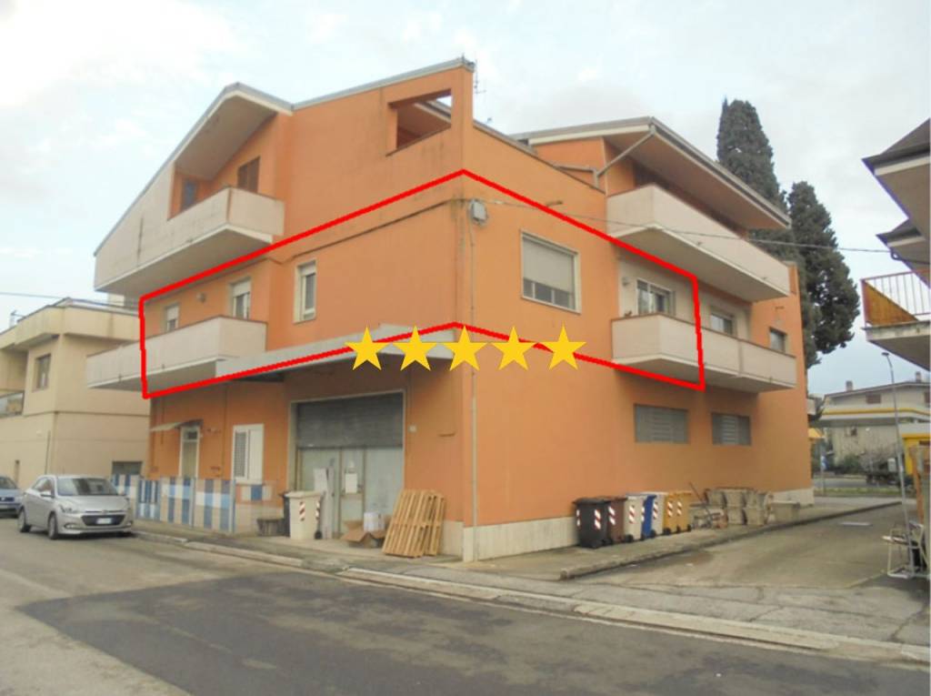 appartamento in vendita a Penna Sant'Andrea in zona Val Vomano