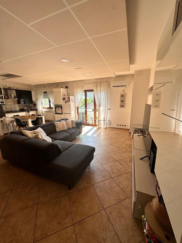 appartamento in vendita a Penna Sant'Andrea in zona Val Vomano