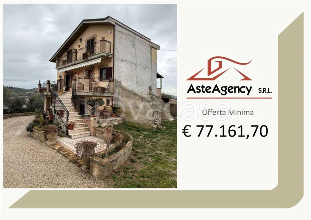 casa indipendente in vendita a Penna Sant'Andrea in zona Val Vomano