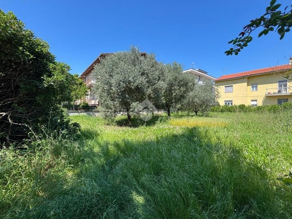 casa indipendente in vendita a Penna Sant'Andrea in zona Val Vomano