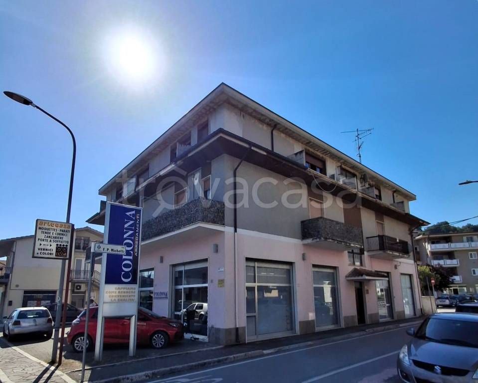 appartamento in vendita a Penna Sant'Andrea in zona Val Vomano