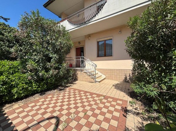 appartamento in vendita a Penna Sant'Andrea in zona Val Vomano
