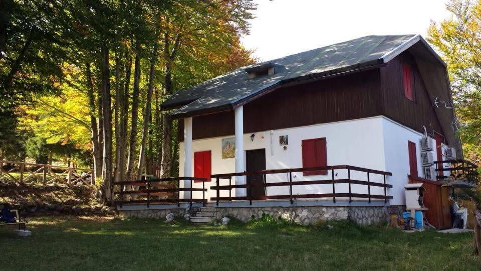 casa indipendente in vendita a Pietracamela in zona Prati di Tivo