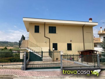 appartamento in vendita a Pineto