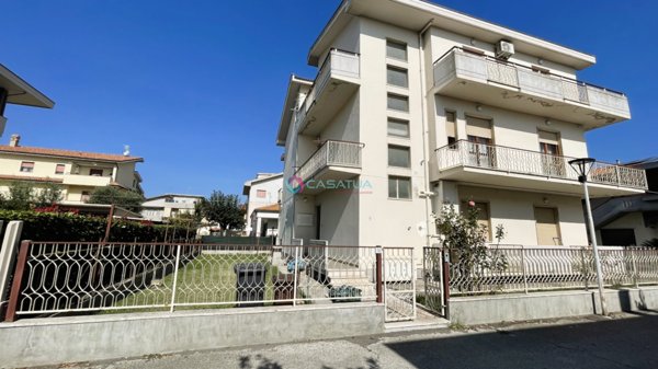 appartamento in vendita a Pineto in zona Scerne