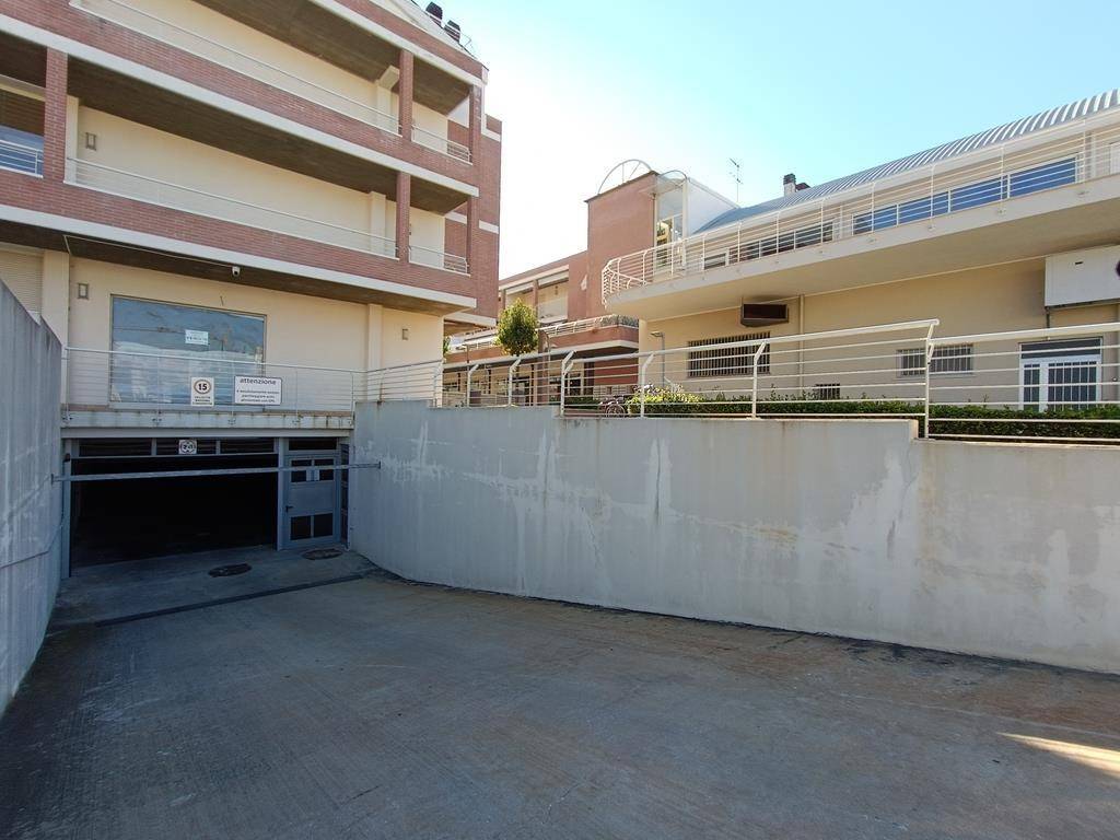 appartamento in vendita a Pineto