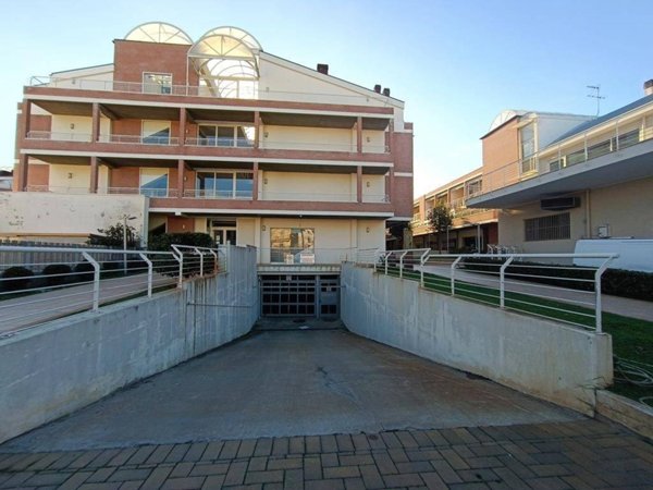 casa indipendente in vendita a Pineto