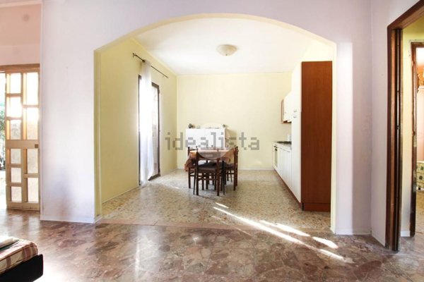 appartamento in vendita a Pineto in zona Scerne