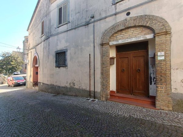 appartamento in vendita a Pineto in zona Mutignano