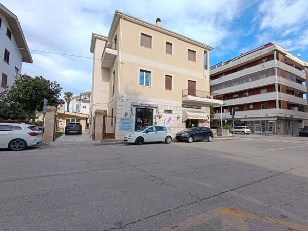 appartamento in vendita a Pineto