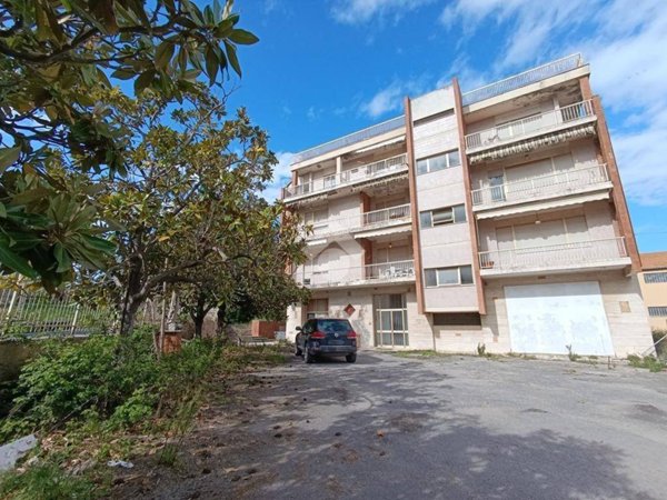 appartamento in vendita a Pineto in zona Scerne