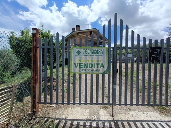 casa indipendente in vendita a Pineto