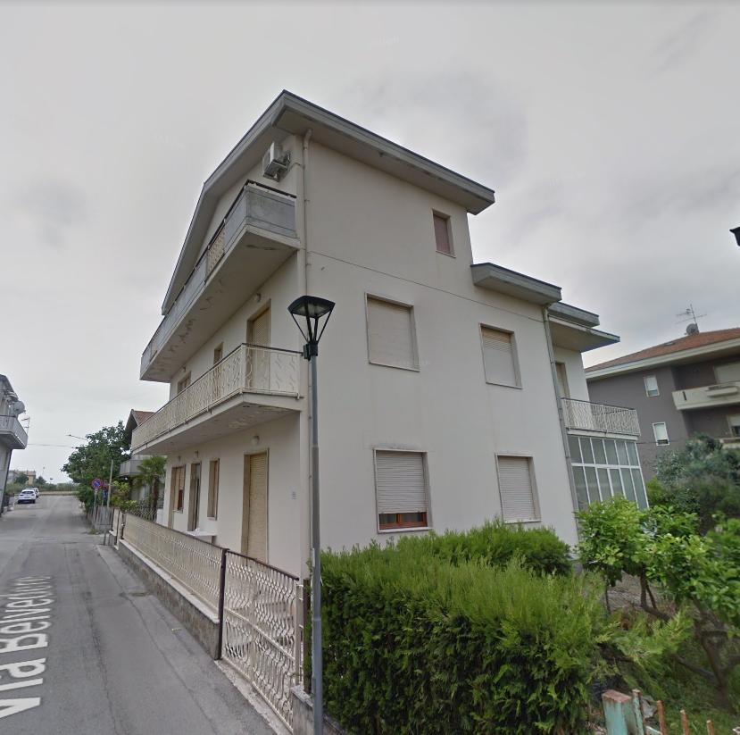 appartamento in vendita a Pineto in zona Scerne
