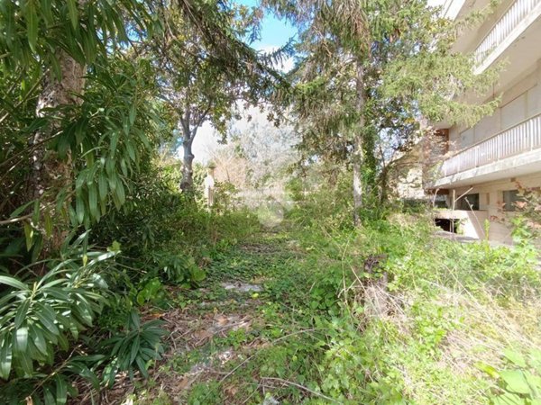 appartamento in vendita a Pineto in zona Scerne