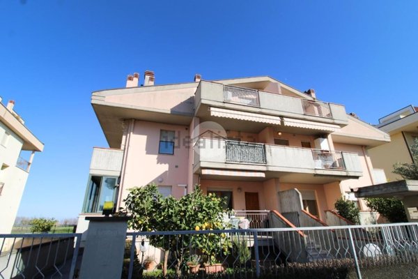 appartamento in vendita a Pineto in zona Scerne