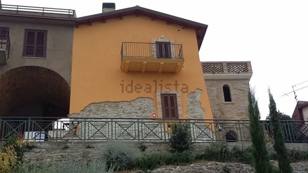appartamento in vendita a Pineto in zona Mutignano