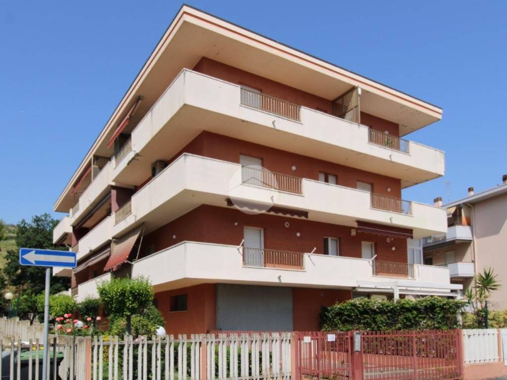 appartamento in vendita a Pineto