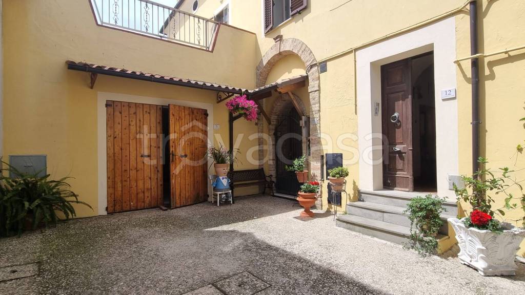 appartamento in vendita a Pineto in zona Mutignano