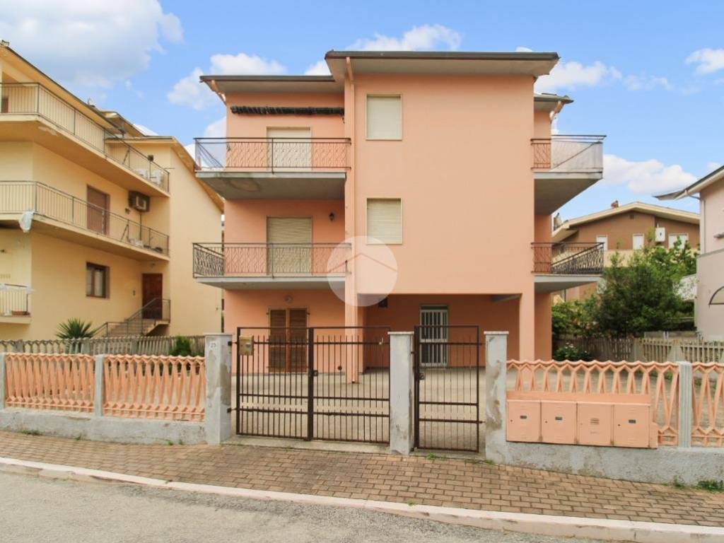 appartamento in vendita a Pineto