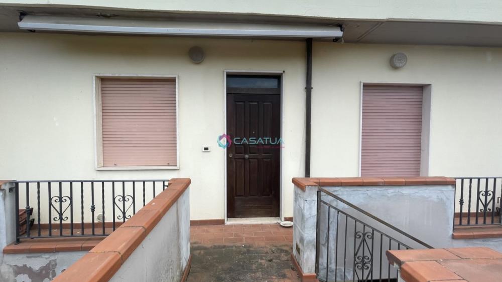 appartamento in vendita a Pineto in zona Scerne