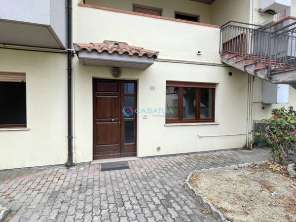 appartamento in vendita a Pineto in zona Scerne