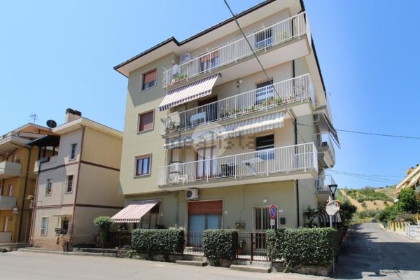 appartamento in vendita a Pineto