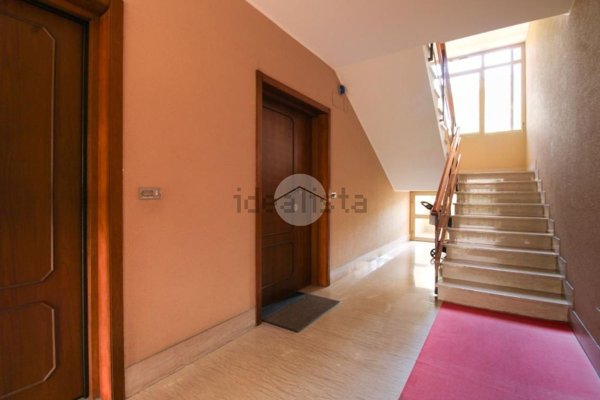 appartamento in vendita a Pineto in zona Scerne
