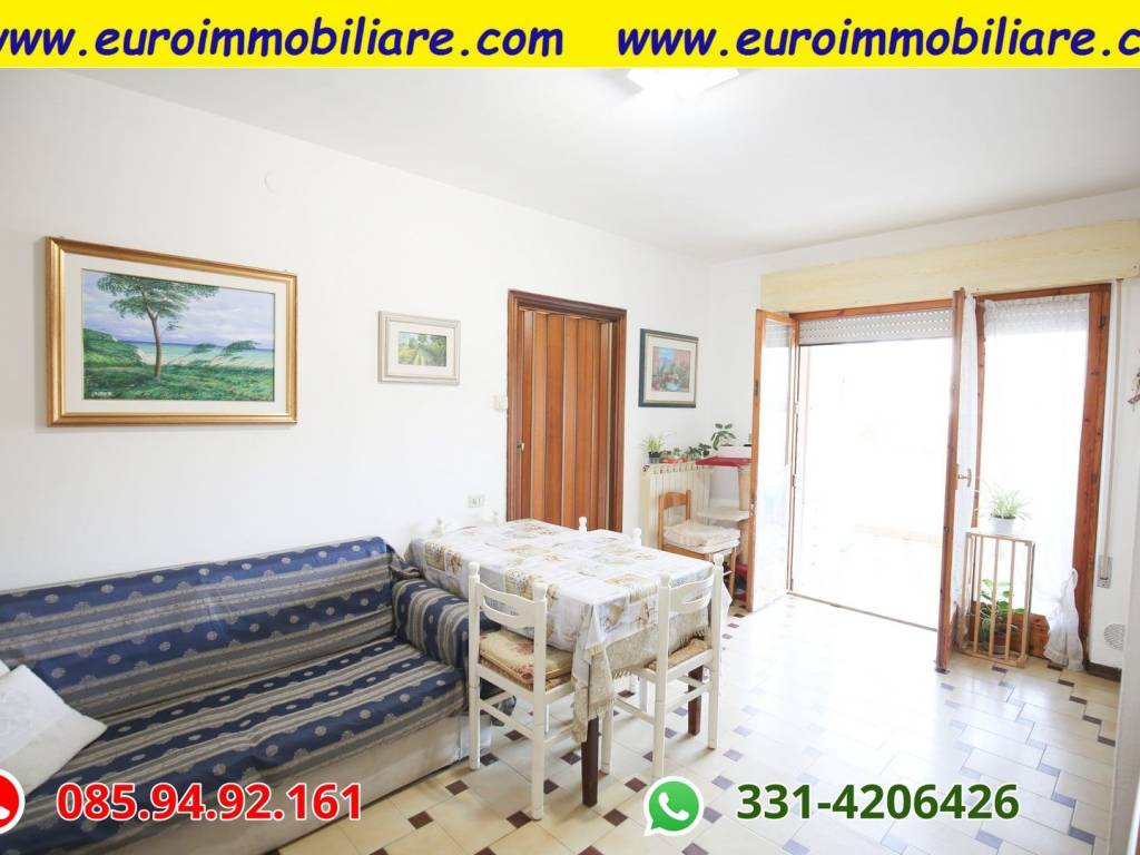 appartamento in vendita a Pineto in zona Scerne