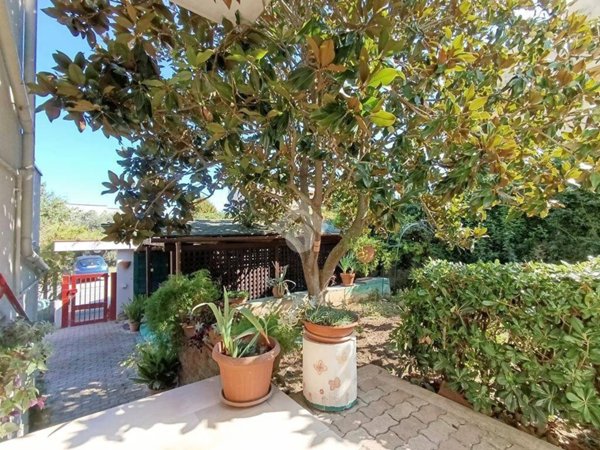 casa indipendente in vendita a Pineto