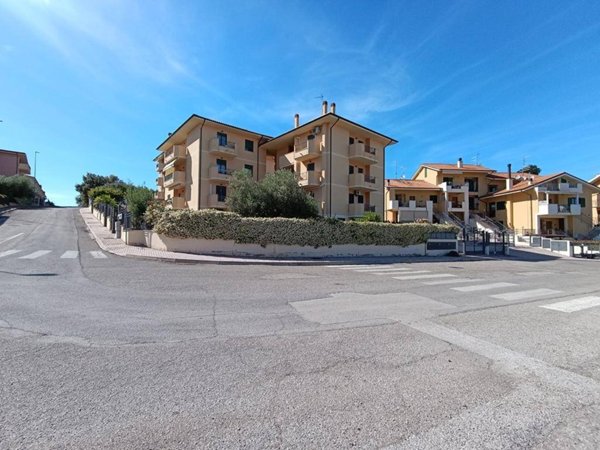 appartamento in vendita a Pineto