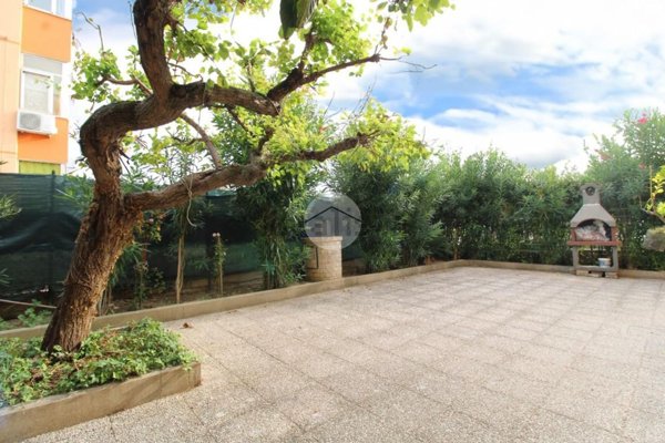 appartamento in vendita a Pineto in zona Scerne