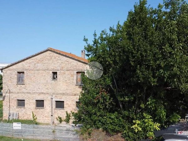 casa indipendente in vendita a Pineto in zona Torre San Rocco