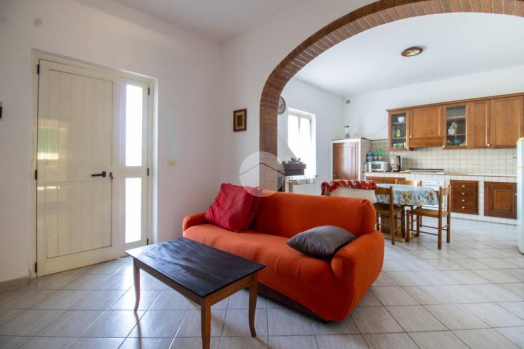 appartamento in vendita a Pineto in zona Torre San Rocco