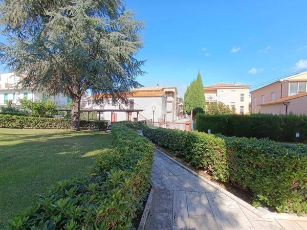 appartamento in vendita a Pineto in zona Scerne